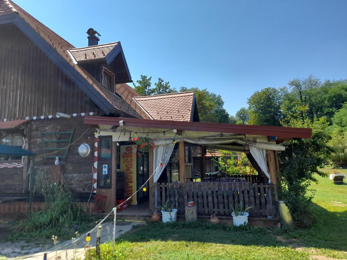 Rooms Ma La Karlovac Exterior foto